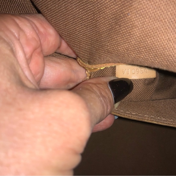 Louis Vuitton Alma Purse - Picture 10 of 11